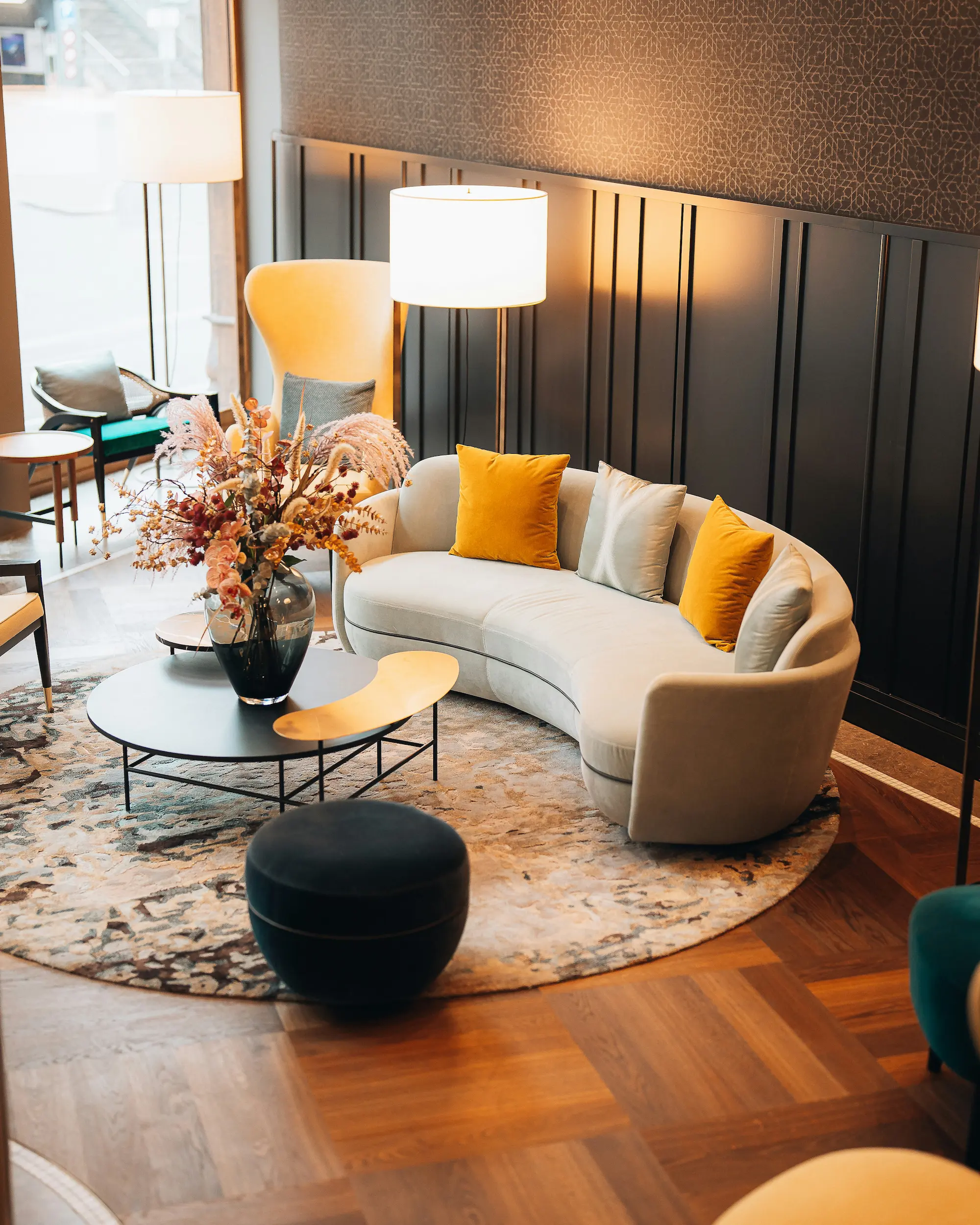 Personalization features for hotel tone and style